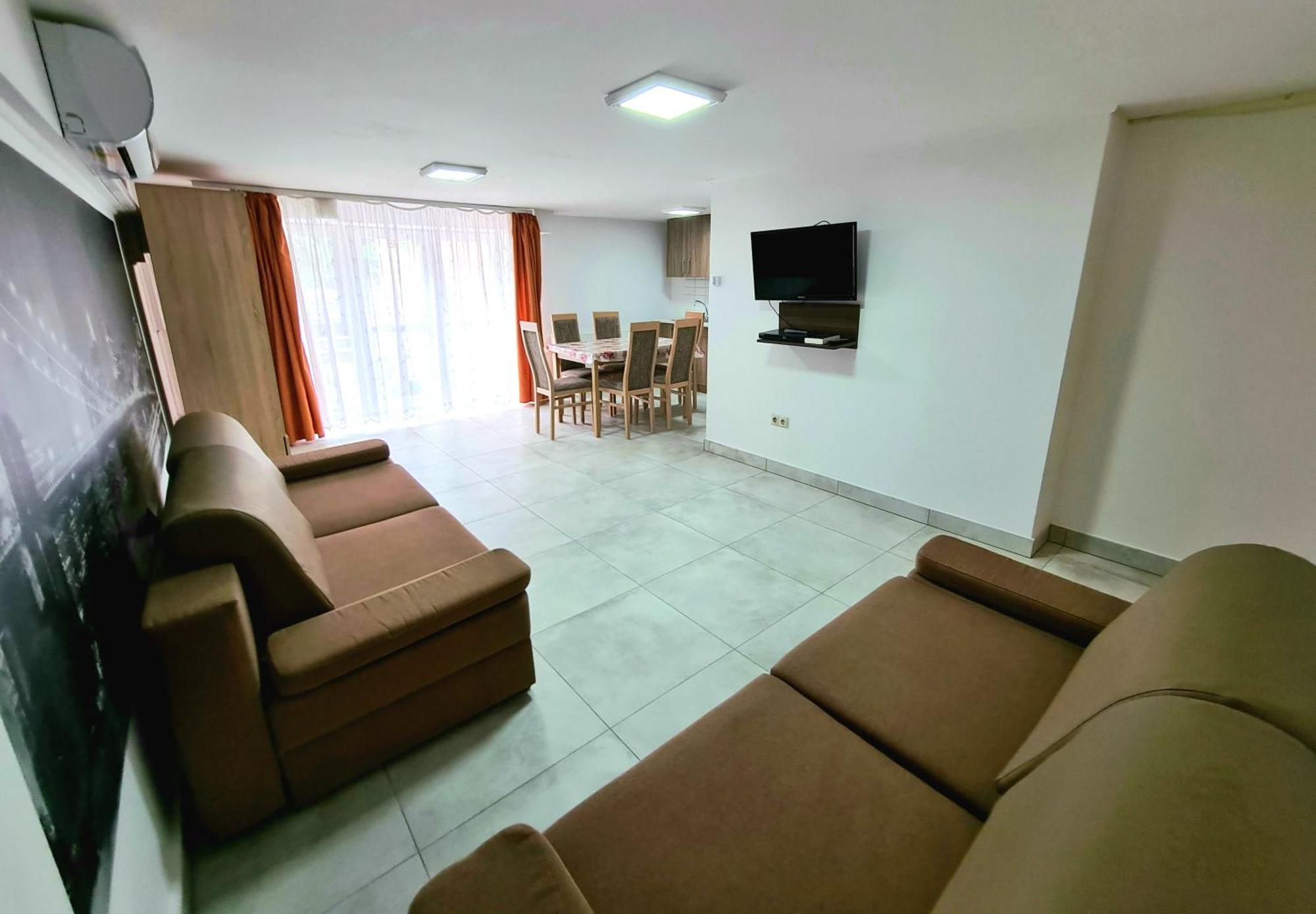 Anita Apartman โชพรอน ภายนอก รูปภาพ